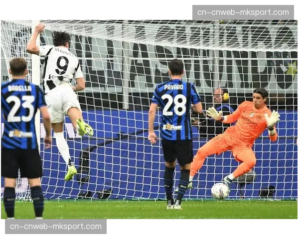 即时战报：布莱顿半场0-2落后，德泽尔比中场换人，变阵3-4-3加强进攻