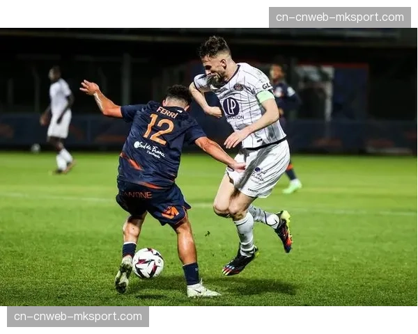 深度报道：法甲中下游球队普遍采用5-3-2阵型的现象与生存逻辑